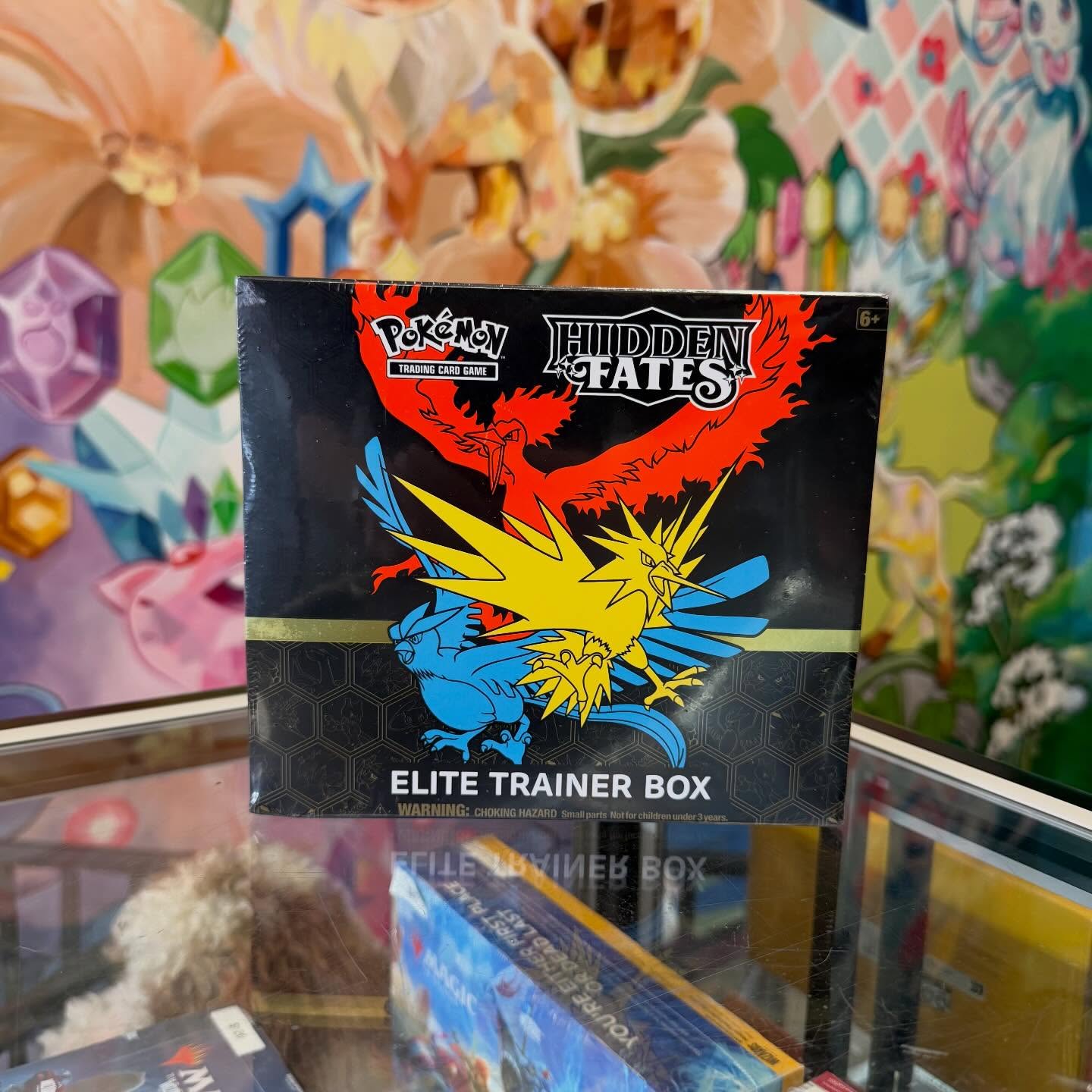 Pokemon Hidden Fates Elite Trainer Box